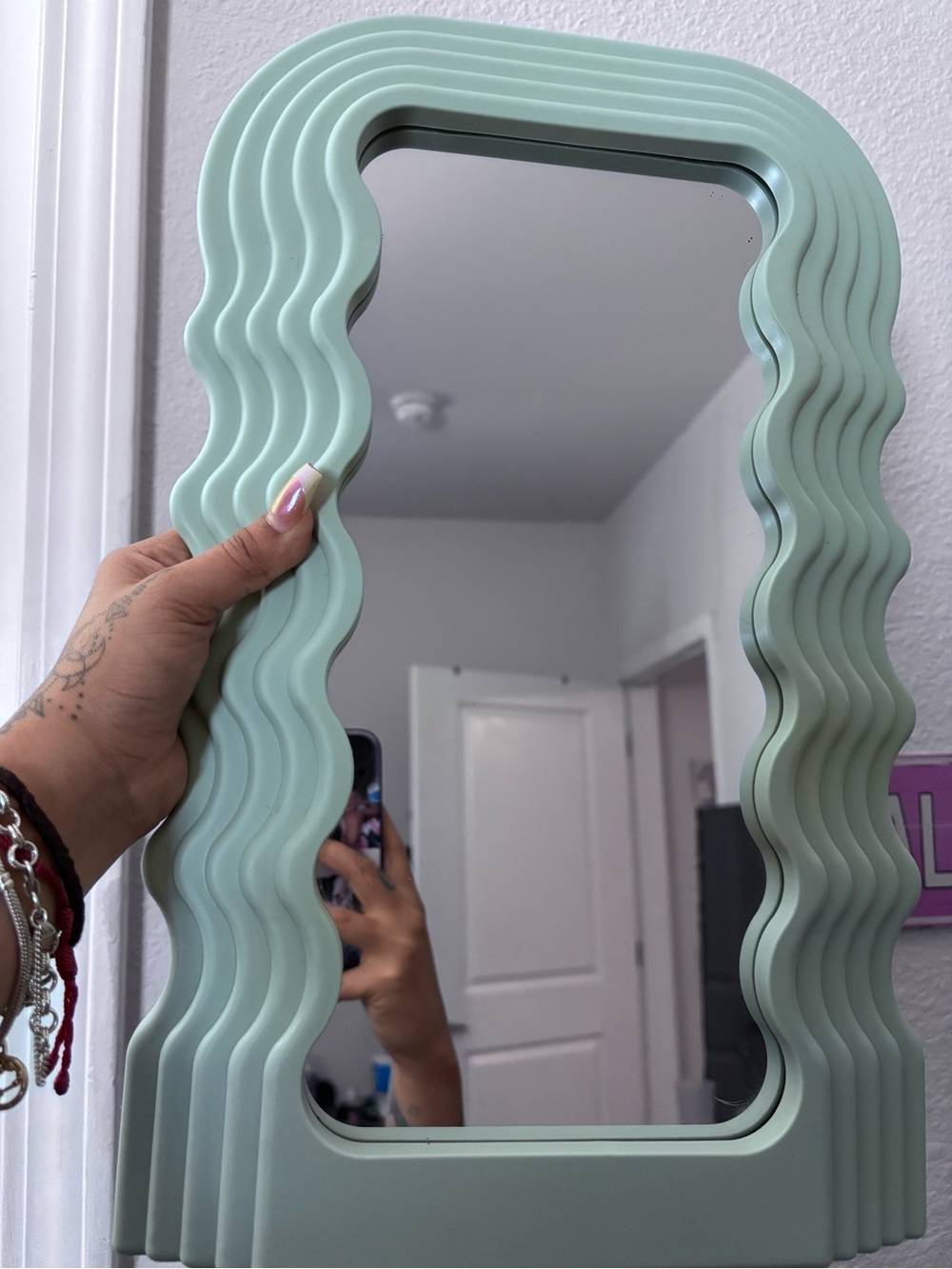 Wavy Frame Rectangular Mirror in Mint